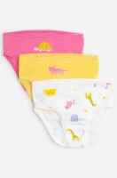 Трусы для девочки 3шт. Crockid: Цвет: https://happywear.ru/girls/girl-nignee-belio/girl-underwear-for-girls/6682289
Производитель: Crockid
Бренд: Crockid
Страна: Узбекистан
Состав: 100% хлопок
Материал: Рибана
Цвет: солнечный.клубничное.суфле.солнышко

Комплект трусиков слипов для девочки выполнен из 100% хлопковой ткани рибана высокого качества пенье. Натуральный хлопок позволяет детской коже дышать.
Детские трусы декорированы милым принтом зверюшки, в поясе и проймах ажурная эластичная бейка. Аккуратные гладкие швы обеспечат максимальный комфорт в течение всего дня. Некоторые модели украшены атласным бантиком. Детское нижнее белье из хлопка не теряет свою форму и внешний вид от частых стирок.
В комплекте 3 штуки: солнечный с принтом + клубничное суфле с принтом + солнышко.
Размер 92: А:18 см; B:19 см; C:15 см; D: 6 см.
Размер 98-104: А:19 см; B:21 см; C:16 см; D: 6 см.
Размер 110-116: А:21 см; B:23 см; C:17 см; D: 6 см.
Размер 122-128: А:22 см; B:24 см; C:18 см; D: 6 см.
Размер 134-140: А:23 см; B:25 см; C:19 см; D:6 см.
*замеры выборочные, могут незначительно отличаться.