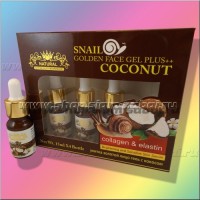 Кокосовая сыворотка с фильтратом улиточной слизи: Производитель: Nature Republic Модель: Snail Serum Coconut Наличие: Есть в наличии Вес брутто: 240.00 г

Улиточная сыворотка с коллагеном и эластином плюс кокос Snail Golden Face Gel plus Coconut Питательная восстанавливающая сыворотка для лица на основе кокосового масла, с фильтратом улиточной слизи, обогащенная коллагеном и эластином, от тайского производителя компании Nature Republic,  включает 4 ампулы по 15 мл каждая. Крема и сыворотки  на основе экстракта улиточной слизи очень популярны среди азиатских производителей косметики, поскольку улиточный экстракт обладает супер омолаживающими и регенерирующими свойствами . Данная улиточная сыворотка, помимо коллагена и эластина, содержит кокосовое масло для устранения сухости кожи и шелушения, и обладает высокими питательными восстанавливающими сухую кожу свойствами. Кокосовая сыворотка с экстрактом секреции улитки является эффективным средством для ухода за сухой, тонкой и чувствительно кожи лица. Способ применения улиточной сыворотки с кокосом: наносить по 2-3 капли сыворотки на  кожу лица и шеи 1-2 раза в день Улиточная сыворотка  с кокосовым маслом, коллагеном и эластином выпускается в стеклянных флаконах-ампулах с удобной пипеткой – дозатором, в упаковке  4 флакона по 15 мл каждый. Произведено в Таиланде.