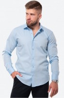 Мужская приталенная рубашка с длинным рукавом Happy Fox: Цвет: голубой
Мужская рубашка – это универсальный элемент гардероба, идеальное дополнение к любому образу. Голубая сорочка выполнена из хлопковой ткани поплин, тонкого и легкого полотна. Модель приталенного кроя, создаёт собранный классический образ. Крой выверен до мелочей — идеальная длина позволяет носить рубашку в заправленном виде и на выпуск, линия плеч идеально сядет, не сковывая движения.
Сорочка для мужчин создает максимальную свободу движений благодаря нежной и прочной ткани. Модель из хлопка не просвечивает, благодаря добавлению лайкры ткань отлично держит форму.  
Базовая рубашка позволяет создать стильный, но строгий офисный образ. Длинные рукава на манжетах с универсальной застежкой на пуговицы добавляют элегантности. Классическая сорочка отлично подходит для офиса, деловых встреч, торжеств и вечеринок.
Однотонная рубашка – это классика жанра, которая никогда не выйдет из моды. 
Модель Артем, его рост 172 см, параметры 113-82-100 см. На нем рубашка 52 размера.