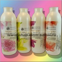 Парфюмированный тальк для тела Oriental Princess: Производитель: Oriental Princess Модель: Oriental Princess Perfumed Talc Наличие: Есть в наличии Вес брутто: 140.00 г

Парфюмированный тальк для тела Oriental Princess Oriental Princess Perfumed  Talc Ароматный  парфюмированный тальк для тела с легким мерцающим эффектом с разнообразными цветочными и фруктовыми ароматами от тайского производителя косметики компании Oriental Princess. Парфюмированный тальк обладает приятными, благородными ароматами хорошего парфюма, имеет дезодорирующий эффект и сделает кожу шелковистой и ароматной. Ароматный тальк  используют не только против потливости и неприятного запаха, но и вместо туалетной воды или дезодоранта – парфюмированный тальк создаст особенный приятный аромат-шлейф. Парфюмированный тальк наносится ладошками на чистую сухую кожу на все тело или на те участки, которые больше всего потеют:  область спины между лопатками, грудь,  зона декольте, ступни, подмышечные впадины, ладони. В течение всего дня участки тела, обработанные тальком, останутся сухими, шелковистыми и приятными наощупь. Парфюмированный тальк  Oriental Princess также выступает в качестве антистатика – одежда не будет прилипать к Вашему телу. Вес нетто парфюмированного талька Oriental Princess 85 грамм, произведено в Таиланде. Богатый выбор ароматов: Парфюмированный тальк Франжипани , обогащенный натуральными экстрактами дягиля и горького апельсина, аромат - афродизиак – очень чувственный и провоцирующий Гардения – цвет очный тонкий аромат с освежающей цитрусовой ноткой Белый цвет - освежающий и расслабляющий аромат Сладкий пион - аромат индийской сирени и пиона, с нежным цветочным ароматом, в меру сладкий, в меру цветочный, спокойный и теплый.  