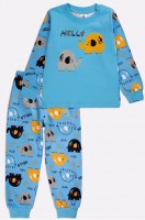 Хлопковая пижама из интерлока для мальчика Bonito: Цвет: голубой.дино
Пижама для мальчиков выполнена из 100% натурального хлопкового трикотажа, ткань интерлок. В комплекте джемпер с длинным рукавом и брюки на резинке. Детская пижама голубого цвета украшена принтом Слоники. На рукавах и штанинах эластичные манжеты, застежка на кнопки в плечевом шве предусмотрена для удобства переодевания ребенка. 
Мягкий трикотажный хлопок приятен к телу, очень прочный, не деформируется и не линяет при стирке. 
Голубая пижама для мальчика очень удобна для сна и домашнего отдыха, не стесняет движений и позволяет нежной детской коже дышать. 
Милая и уютная домашняя одежда для детей, подойдет для садика и для дома.