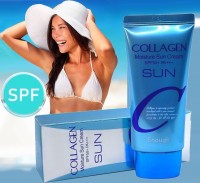 Солнцезащитный крем для лица с коллагеном Enough Collagen Moisture Sun Cream SPF50+ PA+++ 50 г: Цвет: 1
Размер Д/Ш/В (см): 5*3,5*13; Вес (гр) ~: 58
Солнцезащитный крем для лица с коллагеном Enough Collagen Moisture Sun Cream SPF50+ PA+++ 50 г
Многофункциональное средство, которое надежно защищает от ультрафиолета, способствует увлажнению кожи, повышению эластичности и разглаживанию морщин.Ключевой компонент крема - коллаген, который отвечает за эластичность и упругость кожи, защищает ее от провисания и потери четких контуров лица, способствует разглаживанию морщин и предупреждает появление новых.Кроме того, коллаген обладает гидроскопичностью, притягивает и удерживает влагу, помогает сохранить оптимальный уровень увлажненности кожи.Также крем содержит другие компоненты, которые на клеточном уровне подавляют синтез меланина, тем самым помогают уменьшить интенсивность и размеры пигментных пятен, предупреждают появление новых.
Размер Д/Ш/В (см)	5*3,5*13
Вес (гр) ~
58