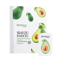 Ночная маска с экстрактом авокадо Bioaqua 8 шт: Ночная маска BIOAQUA Shea Mask – вкусное и полезное питание для кожи. Их изготавливают также, как полезный овощной суп на кухне известного шеф-повара: только свежие продукты, только бережная обработка, чтобы сохранить все витамины и полезные свойства. Маска содержит парное молоко и натуральные экстракты, имеет мягкую, тающую текстуру, она как будто тает на коже и обеспечивает освежающий уход без неприятной липкости, комфортна на коже и до самого утра питает ее и наполняет жизненной силой, делает свежей и сияющей. Экстракт авокадо обеспечивает интенсивное и глубокое питание кожи, улучшает кровообращение, способствует обогащению тканей кислородом. Глубоко проникая в кожные покровы, авокадо активизирует синтез коллагена и эластина, благодаря чему кожа вновь обретает упругость и эластичность. Содержащиеся в авокадо стеролы помогают предотвратить преждевременное старение кожи, образование глубоких морщин и появление возрастных пигментных пятен. Способ применения:  Нанесите маску на кожу лица на последнем этапе ночного ухода, равномерно распределите. Утром смойте теплой водой. Упаковка:  8х5гр.