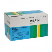 Таблетки против простуды, насморка и кашля Iyafin - коробка: Модель: Iyafin 1 box Наличие: Есть в наличии Вес брутто: 150.00 г

Таблетки против простуды, насморка и кашля Iyafin коробка Iyafin 1 box Тайские таблетки Iyafin от кашля и насморка при простуде, снимающие заложенность носа, устраняющие першение в горле, чихание, отечность глаз, покраснение, обильные выделения из носа и прочие неприятные симптомы простуды. В состав таблеток от кашля и насморка Iyafin входят три действующих компонента: Декстрометорфан 15 мг - эффективное противокашлевое средство антигистаминный препарат Chlorpheniramine Maleate (2 мг) с противоотечным действием Glyceryl Guaiacolate 100 мг – против лихорадки, боли в мышцах, головной боли, также снижающий секрецию слизи и убирающий обильные выделения из носа и слезотечение при простуде Тайские таблетки Iyafin принимают: При простуде, гриппе, вирусных и бактериальных респираторных заболеваниях При кашле, чихании, бронхите, першении в горле При насморке, в том числе и аллергического характера Способ применения таблеток Iyafin: Взрослым принимать по 1-2 таблетки, через каждые 4-6 часов Детям принимать по 1 таблетке, можно повторять приме через 6 часов Детям младше 2 лет таблетки не рекомендуются к приему В упаковке 25 блистеров таблеток Iyafin, произведено в Таиланде.  