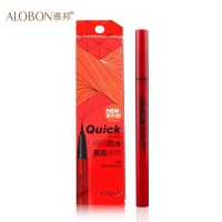 Подводка- маркер ALOBON QUICK BLACK: Подводка-фломастер — это эффектные стрелки, которые не потеряют формы в течение всего дня, без труда и специальных навыков! Фломастер прост и удобен в применении, благодаря тонкой конусообразной кисточке рисует четкий контур. Полимерный фиксирующий компонент в составе текстуры обеспечивает безупречную стойкость стрелок. Подводка не растекается, быстро фиксируется и не стягивает нежную кожу век. Современная упаковка air-tight предотвращает высыхание продукта. Удобный фетровый аппликатор позволяет добиться безупречного результата — будь то тонкая перманентная линия или широкие стильные стрелки. Состав: вода, пропиленгликоль, целлюлоза, ПЭГ-3 сорбитан стеарат, бензол. Объём: 1,2 мл.