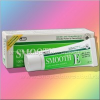 Крем Smooth-E для лица и для тела с центеллой, алое и витамином Е: Цвет: 100 грамм (+1 950 Руб.); 10 грамм
Модель: Smooth-E-Cream Наличие: Есть в наличии Вес брутто: 50.00 г

Крем Smooth- E для лица и для тела с центеллой, алое и витамином Е Smooth E Natural Source Face and Body Cream   Крем Smooth-E  - это замечательный универсальный нежный крем для  ухода за кожей лица и тела на основе витамина Е и натуральных экстрактов центеллы, алое вера и репчатого лука от популярного в Таиланде производителя компании Smooth-E. Крем Smooth-E  имеет приятный  цветочный аромат, очень легкую текстуру, быстро впитывается и не оставляет ощущения жирности, липкости и стягутости кожи. Крем Smooth-E  относится к группе медицинской лечебной косметики, рекомендован дерматологами для ухода за сухой и самой чувствительной кожей, и прошел клинические испытания. Благодаря уникальной формуле, крем Smooth-E  уменьшает морщины, осветляет пигментные пятна, устраняет неровности кожи и значительно улучшает внешний вид. Крем поможет как в ежедневном качественном уходе за кожей лица и тела (питание, регенерация, увлажнение), так и станет «экстренной помощью» для восстановления кожи после солнечного ожога, при сильных раздражениях или чрезмерной сухости кожи. Крем Smooth-E стимулирует процессы эпителизации, что обеспечивает быстрое заживление мелких ран и ожогов. После применения  крема кожа становится подтянутой и упругой. Крем можно использовать и в качестве крема для уменьшения растяжек. Активные компонетнты крема Smooth-E: Натуральный витамин Е  (питание, красота и молодость кожи) Экстракт алоэ вера (заживление ранок и микротрещин, следов от прыщей, сужение пор, увлажнение кожи) Масло жожоба (питание, увлажнение, укрепление кожи, незаменимые жирные кислоты) Экстракт центеллы азиатской (синтез коллагена, предупреждение признаков старения кожи) Экстракт репчатого лука (противорубцовый эффект, уменьшение следов от шрамов, тустранение растяжек, выравнивание кожи) Два варианта размера тубы крема: Вес нетто тубы крема Smooth-E – 10 грамм. Вес нетто тубы крема Smooth -E - 100 грамм.