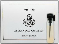 Набор миниатюр ароматов MIRRA by Alexandre Vassiliev: Цвет: https://mirra.ru/catalog/parfyumeriya/nabor-probnikov/
Александр Васильев, всемирно известный историк моды и телеведущий, представляет свою первую коллекцию ароматов, созданную эксклюзивно для российских женщин совместно с компанией MIRRA и посвященную драгоценным камням, роскошь и красота которых нередко становятся источником вдохновения для парфюмеров. В серию вошли три женских аромата – «Alexandrite», «Tourmaline» и «Aventurine», а также мужская композиция «Tiger Eye». В составе каждого аромата самые любимые и изысканные ингредиенты, использующиеся при создании духов на протяжении всей истории парфюмерного искусства. Это бергамот и розовый перец, жасмин и флёрдоранж, лимон и эвкалипт, апельсин и чёрная смородина. Свежее звучание любимых ароматов будет дарить вам радость и хорошее настроение каждый день!