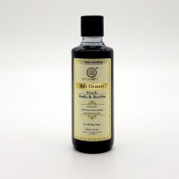 Khadi Amla & Reetha Hair Cleanser Lustrous Hair 210ml / Шампунь для Блеска Волос с Плодами Ритхы и Амлы 210мл: Цвет: https://opt-india.ru/catalog/shampun/khadi_amla_reetha_hair_cleanser_lustrous_hair_210ml_shampun_dlya_bleska_volos_s_plodami_ritkhy_i_aml/
Бренд: Khadi Naturals
Khadi Amla &amp; Reetha Hair Cleanser Lustrous Hair 210ml / Шампунь для Блеска Волос с Плодами Ритхы и Амлы 210мл •  Шампунь Амла Ритха Кхади способствует здоровому росту волос и придает натуральный глянцевый блеск. Останавливает преждевременную седину, выпадение волос и предотвращает перхоть. Рекомендуется для темных и каштановых оттенков волос, придает глубину цвета и подчеркивает их естественный тон. •  Ключевые компоненты: амла, миндальное масло, ритха (мыльные орехи), бринградж, харитаки, хна, ним. •  Применение: распределите небольшое количество шампуня по коже головы (в корнях волос). Затем распределите пену по всей длине волос. Оставьте на 5-10 минут. Тщательно промойте. Не используйте слишком горячую воду. •  Не содержит сульфатов и парбенов.