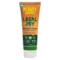 Крем для уставших ног "Legal Joy", охлаждающий WE ARE THE PLANET, 75мл: Цвет: https://4fresh.ru/products/weet0019
Биокрем для уставших ног с маслами конопли и ши, экстрактом вишни, камфорой, ментолом и кофеином успокаивает, охлаждает и расслабляет напряженные стопы. 
Содержит компоненты, сертифицированные по международному стандарту натуральной и органической косметики. Не содержит: SLS, SLES, силиконов, парабенов, PEG/PPG, ГМО, минеральных масел, продуктов нефтехимии, глютена, компонентов животного происхождения, микропластика и синтетических красителей. Туба 100% перерабатываемая и более чем на 97% состоит из сахарного тростника.