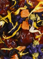 Чай черный "Волшебная луна" 100 г: Купаж из классических черных индийских чаев с добавленем шиповника, вишни, цукатов, лепестки мальвы и календулы. Содержит пищевые ароматические масла.