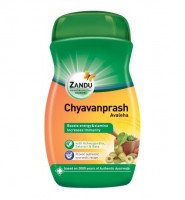 Zandu Chyavanprash Avaleha Boosts Energy & Stamina, Increases Immunity 450g / Чаванпраш Авалеха Повышение Энергии, Выносливости и Иммунитета 450г: Цвет: https://opt-india.ru/catalog/dzhem/zandu_chyavanprash_avaleha_boosts_energy_stamina_increases_immunity_450g_chavanprash_avalekha_povysh/
Бренд: Zandu
Zandu Chyavanprash Avaleha Boosts Energy &amp; Stamina, Increases Immunity 450g / Чаванпраш Авалеха Повышение Энергии, Выносливости и Иммунитета 450г Описание •  Чаванпраш Sona ChandiI, известный как эликсир молодости и долголетия, готовится из 48 полностью натуральных и свежих продуктов (ягоды, фрукты, плоды, лекарственные травы, коренья, природные минералы, жемчуг, серебро, золото). •  Регулярное потребление Чаванпраш Sona ChandiI помогает чувствовать себя здоровым и энергичным. Продукт является лучшим источником витаминов для тех, кто ведёт активный образ жизни и нуждается в дополнительных силах. Своими природными антиоксидантными свойствами, а так же входящими в состав железом, кальцием, витаминами А и С — чаванпраш отлично усиливает иммунитет, улучшает общее состояние здоровья тела во все времена года, и защищает организм от ослабления. •  Чаванпраш Sona Chandi является омолаживающим средством. Такой эффект связан с глубоким очищением организма и удалением клеточного «мусора» и продуктов неполного метаболизма, защитой клеток от повреждения факторами внешней среды и увеличением репродуктивного периода. •  Способствует сильному очищению крови и лимфы, а так же восстановлению обмена веществ в организме. Очень эффективен в профилактике кожных проблем, таких как подростковые прыщи и угри. Активизирует системы детоксикации организма, особенно печени, тонкого кишечника и почек. Через неделю приёма, из организма начинают выводиться экзо- и эндотоксины. •  Обладает мощным адаптогенным воздействием, нормализуя состояние и взаимосвязь гипоталамо-гипофизарно-надпочечниковой системы с эндокринными железами. В результате повышается устойчивость организма к агрессивным факторам внешней среды, таким как ионизирующее и высокочастотное излучение, магнитные бури, действие низких и высоких температур, резких перепадов атмосферного давления и др. •  Входящие в состав продукта натуральные, растительные компоненты подобраны в соответствии с принципами древней медицины Индии — аюрведы. Каждый отдельный компонент усиливает влияние остальных, благодаря чему их сочетание оказывает на организм самое эффективное воздействие, которое только можно получить от природы. •  Амла — является одним из богатейших источников витамина С, мощный антиоксидант, который помогает защитить тело от вредного воздействия свободных радикалов. Помогает уравновесить в теле жизненную энергию, балансирует доши, укрепляет здоровье, увеличивает продолжительность жизни. •  Шафран — помогает поддерживать надлежащий баланс энергии и благополучия. •  Способ применения: по 1 ч.л. 2-3 раза в день за 20-30 мин. до еды, запивая теплой водой, чаем или молоком. •  Дополнительная информация         БАД. Не является лекарством.