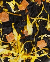 Чай черный "Сочный персик" 100 г: Купаж из классических черных индийских чаев с добавлением цукатов и лепестков календулы. Содержит пищевые ароматические масла.