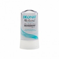 Дезодорант-кристалл цельный DeoNat: Цвет: https://4fresh.ru/products/deon0029
СОСТАВ: Ammonium Alum.
Производитель: DeoNat Таиланд
Способ применения: Намочите Кристалл Свежести водой и после утреннего душа или ванны протрите им подмышки и стопы так же, как Вы сделали бы это роликовым или твердым дезодорантом. Поверхность Кристалла, растворяясь в воде, покрывает тончайшим налетом Вашу кожу, надежно защищая ее от бактерий. Кристалл по мере использования постепенно уменьшается в размерах, но сохраняет свою эффективность до полного своего исчезновения.
Сроки и условия хранения: Срок годности: 5 лет.
Основа кристалла – минеральная соль, добываемая из природных бокситов - аммониево-калиевые квасцы, называемые в Тайланде «сан сом».
Абсолютно безвреден для организма, так как в отличие от многих современных дезодорантов не содержит хлоридрат алюминия, и прочие вредные химические субстанции.
В нем отсутствуют эмульгаторы, закупоривающие поры и потовые протоки, нарушающие функцию потовых желез.
Не содержит спирта, не вызывает раздражения или аллергии.
Не имеет собственного запаха и не содержит отдушек, которые конкурировали бы с парфюмом.
В его состав не входят масла, оставляющие пятна на одежде.
Единственный безвредный дезодорант, разрешенный к применению беременным и кормящим женщинам.
Кристалл Свежести обладает природным антибактериальным действием. Ликвидируя бактерии, которые являются причиной возникновения запаха, Кристалл обеспечивает Вашу свежесть на срок более 24-х часов, действуя в 6 – 12 раз эффективнее существующих в настоящее время дезодорантов и антиперспирантов.
Кристалл Свежести это чудесный подарок матери-природы, которым в Азии пользуются на протяжение веков. Кристалл помогает нормализовать проблемную кожу у подростков. Мужчины могут пользоваться Кристаллом после бритья, предупреждая раздражение кожи. Кристалл, обладая вяжущим действием, останавливает мелкие кровотечения и способствует заживлению ран. Кристалл устранит зуд и отечность от укусов комаров и мошек. Кристалл устранит запахи отбеливателя, чеснока, рыбы с Ваших рук.
ДеоНат очень экономичен. Одного стика весом 60-80 грамм Вам хватит на несколько лет ежедневного пользования. Если Вы уронили ДеоНат, и он разбился, растолките его в порошок – щепотка, насыпанная в обувь, будет служить долгосрочным дезодорантом. Вы можете растворить осколки в воде и продолжать пользоваться раствором, протирая проблемные места. ДеоНат легок и компактен, незаменим в поездках и путешествиях.