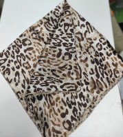 Платок Леопард, шелковый (50*50 см): Платок Леопард, шелковый (50*50 см).
Цвет как на фото.