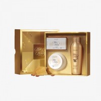 Подарочный набор Milk & Honey Gold: Новинка.
Набор Milk&Gold в лимитированной подарочной упаковке – идеальный подарок как для любителей этого легендарного продукта, так и для тех, кому ещё предстоит его для себя открыть.
Набор из трёх классических продуктов Milk&Honey Gold :
1.крем для тела, 
2.гель для душа 
3.твёрдое мыло
Нежная текстура продуктов и узнаваемый приятный запах молока и мёда
Лимитированная подарочная коробка.