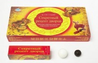 Секретный рецепт дворца (ЗОЛОТОЙ ДРАКОН), 32 шарика/уп * 9 гр: Препарат «Секретный рецепт дворца» (Золотой Дракон) произведен из натуральных компонентов, на современном производстве в Тибете, по древним секретным рецептам.

Препарат для улучшения потенции «Секретный рецепт дворца» (Золотой дракон) имеет выраженный эффект и устойчивый результат. Один шарик-пилюля действует в течение 72 часов! Препарат поможет решить мужчинам такие проблемы, как угасание половой функции, быстрое семяизвержение, слабая эрекция, быстрая утомляемость. Применение препарата Золотой дракон отмечается наступление стойкой и продолжительной эрекции. Также размеры пениса в эрегированном состоянии становятся больше, чем обычно. При регулярном использовании препарата наступает улучшение общего самочувствия и укрепление иммунитета. Купить препарат «Секретный рецепт дворца» (Золотой Дракон) можно в нашем интернет-магазине. Назначение: Рекомендуется применять при импотенции, угасании половой функции, раннем семяизвержении, слабой эрекции и простатите, а также для улучшения иммунитета и общего самочувствия. Состав: кордицепс китайский; шафран китайский, лотос, пенис тибетского козла, пенис тибетского быка, лиций, пенис тибетского коня, цистанхе, пенис пятнистого оленя, актинолит, морской конек, ремания китайская и несколько десятков других известных трав и средств китайской медицины. Противопоказания: Индивидуальная непереносимость отдельных компонентов. Способ употребления и дозировка: за 20-40 минут до интимных отношений или перед сном принять один шарик, запить теплой водой. Для достижения легкого эффекта достаточно принять половину шарика или меньше. Перед приемом пилюлю следует достать из белого воскового шарика (расколов его руками). Пилюля имеет темно-коричневый цвет и специфический пряный запах. Форма выпуска: В упаковке содержится 32 шарика-пилюли. Способ хранения: Хранить в закрытом виде, в темном, сухом, прохладном месте, восковая оболочка шарика гарантирует сохранность полезных свойств шарика-пилюли. Срок годности: 3 года.