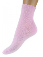 Носки ПсН1д27-3: Цвет: ПсН1д27-3
Модель: ПсН1д27-3
Бренд: Para Socks
Рисунок: Ажурные
Чудесные однотонные носочки для девочки с ажурным рисунком "сетка", борт с волнистым краем.