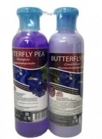 BUTTERFLY PEA, Combo SHAMPOO+CONDITIONER, Coco Blues (АНЧАНЬ (Клитория Тройчатая), Набор ШАМПУНЬ и КОНДИЦИОНЕР с экстрактом цветка Анчань, Коко Блю), 360 мл. + 360 мл.: богат витаминами и питательными веществами  Набор для ухода за волосами от известного тайского производителя с экстрактом цветов Клитории Тройчатой Анчань богат витаминами и питательными веществами Набор шампунь  кондиционер с экстрактом мотылькового горошка клитории особенно подойдет для сухих и поврежденных волос склонных к выпадению Шампунь и кондиционер сделают волосы сильными здоровыми и более густыми Они отлично питают сухие и поврежденные волосы придают им натуральный блеск и гладкость Восстанавливают структуру волос изнутри и способствуют восстановлению естественного баланса волос и кожи головы успокаивают зуд и снимают раздражение кожи Преимущества использования набора Стимулирует рост волос и предотвращает их выпадение Укрепляет корни волос Предотвращает появление секущихся кончиков Предотвращает преждевременное появление седины Защищают волосы от загрязнений окружающей среды и УФ лучей При регулярном совместном применении шампунь и кондиционер Мотыльковый горошек усиливают восстанавливающий эффект каждого средства Клитория тройчатая или анчань более известная как мотыльковый горошек является мощным тонизирующим веществом для ослабленных истощенных постоянными укладками волос Это растение широко распространено в юговосточной Азии Действует укрепляюще на корни регулирует работу сальных желез Содержит мощный антиоксидант проантоцианидин и большое количество флавоноидов Экстракт Анчан обладает активным противосеборейным действием Настой цветков мотылькового горошка обладает мощным обеззараживающим свойством с его помощью лечат раны гнойники фурункулы и прочие повреждения кожного покрова Что немаловажно экстракт растения предупреждает преждевременное появление седых волос Способ применения Наносить шампунь на влажные волосы массажными движениями от корней до самых кончиков затем смыть водой Для усиления эффекта нанесите шампунь повторно После использования шампуня нанесите небольшое количество кондиционера на чистые влажные волосы и распределите по всей длине на  минуты затем смойте водой Состав Состав шампуня Water Sodium Laureth Sulfate Cocamide DEA Cocamidopropyl Betaine Sodium Chloride Glycol EDTA Citric Acid Butterfly Pea ext Polyquaternium Phenoxyethanol Fragrance Propylene Состав кондиционера Water Olive oil Cetyl Alcohol Stearyl Alcohol Mineral oil Cetereth Cetrimonium Methosulfate Butterfly Pea ext DMDM Hyadntoin Fragrance  Меры предосторожности Только для наружного применения Противопоказания Индивидуальная непереносимость компонентов шампуня и кондиционера Условия хранения Хранить при комнатной температуре вдали от прямых солнечных лучей в недоступном для детей месте Страна Таиланд