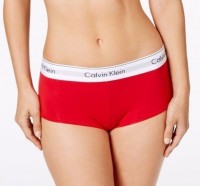 Женские шортики Calvin Klein красные с белой резинкой B054:   Женские трусы Calvin Klein 365 серии (с узкой резинкой) идут размер в размер. Ориентируйтесь на размерную таблицу: