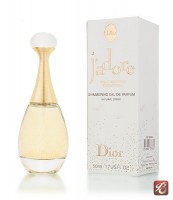 Christian Dior - J`Adore Gold Supreme 50ml: Цвет: jcd832
J'Adore Gold Supreme от Christian Dior невероятный элегантный цветочный аромат с фруктовыми нотами был создан в 2006 году для утончённых дам с выдержанным чувством стиля. Тонкое сочетание магнолии, дыни, орхидеи и сандала моментально придают Вашему образу загадочности и таинственности.
Верхние ноты: магнолия, дыня, персик,груша, бергамот.
Ноты сердца: тубероза, слива, фиалка, орхидея, фрезия, жасмин, лилия, роза.
Базовые ноты: сандаловое дерево, мускус, ваниль, кедр.