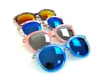Очки солнцезащитные с металлическими дужками 1 шт.: Цвет: http://www.cena-optom.ru/product/28072/

