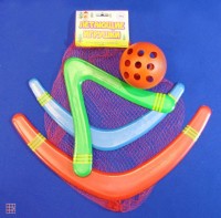 Набор "Летающие игрушки" №3: Цвет: http://alfa812.ru/products/nabor-letayuschie-igrushki-3
Бумеранг "Большой" – 38см., бумеранг "Малый" – 30см., бумеранг "Фигурный" – 25см., мячик – 7,5см.