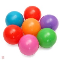 Летающие игрушки "4 шарика": Цвет: http://alfa812.ru/products/letayuschie-igrushki-4-sharika
Шарики можно использовать как счетный материал или с их помощью познакомить ребенка с основными цветами. Шарики изготовлены из мягкой пластмассы, не деформируются, поскольку наполнены воздухом. Играя с ними, ребенок стимулирует развитие мелкой моторики. Диаметр 7,5 см
