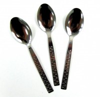 Ложка столовая 19 см: https://cena-optom.ru/lozhka-stolovaya-19-sm-1-sht/