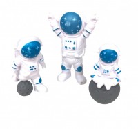 Набор космонавтов 3 шт: https://cena-optom.ru/nabor-kosmonavtov-3-sht-480-sht-korobka/