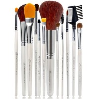 Кисти для макияжа: http://ru.iherb.com/E-L-F-Cosmetics-Essential-Professional-Complete-Brush-Set-12-Brushes/48208