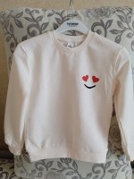 Джемпер для девочки футер: рост 122, хлопок, футер
[url=https://ibb.co/3m1yYFDH][img]https://i.ibb.co/VYVWpC78/IMG-20251007-162347.jpg[/img][/url]